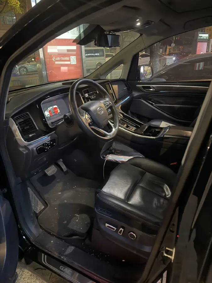 2021 GAC Trumpchi M8 2.0T 252HP L4 8AT,autocango,china used car exporter,china ev exporter,chinese used car exporter,chinese used ev exporter