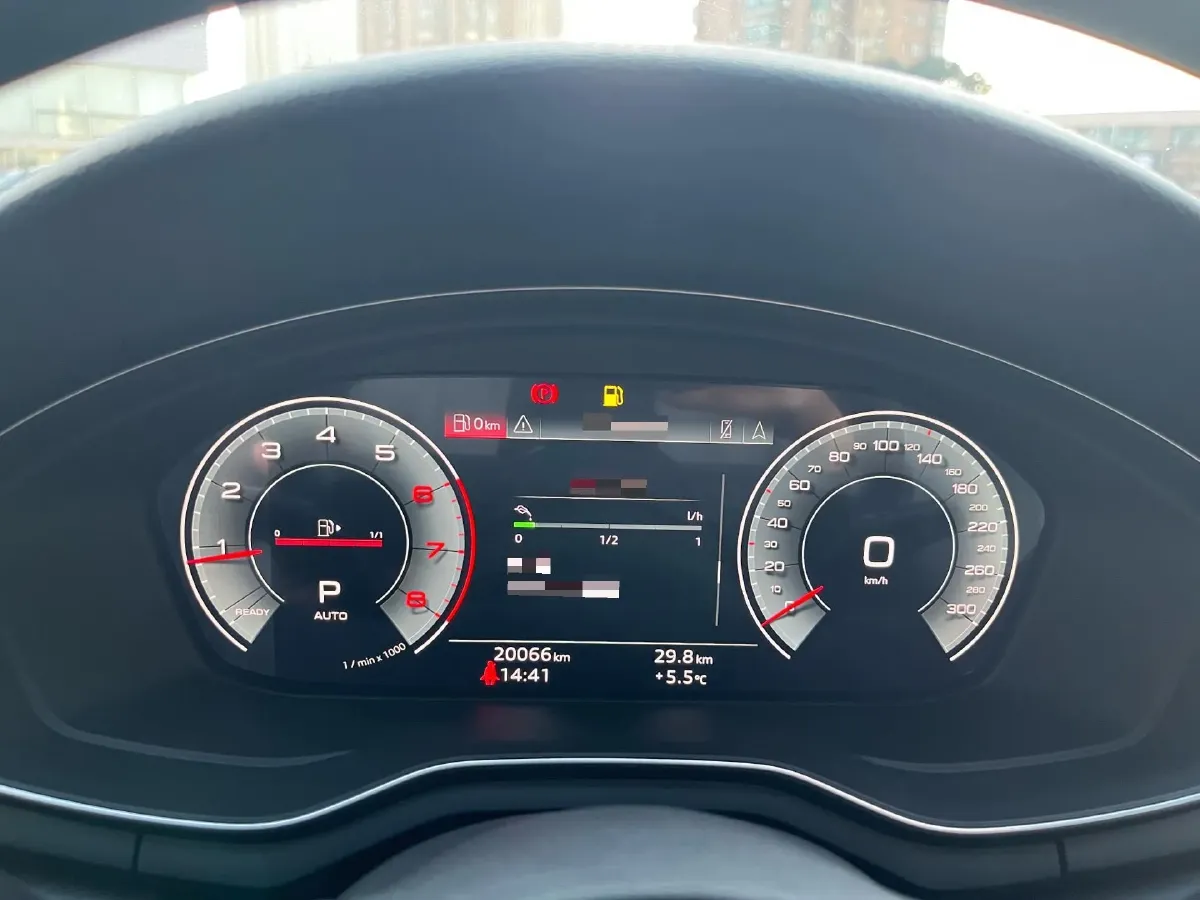 2024 Audi A4L 2.0T 190HP L4 7DCT,autocango,china used car exporter,china ev exporter,chinese used car exporter,chinese used ev exporter