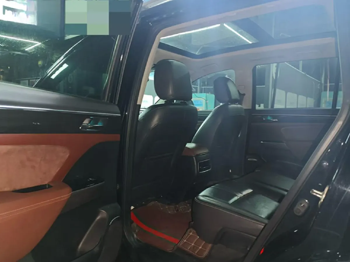 2017 GAC Trumpchi GS8 2.0T 201HP L4 6AT,autocango,china used car exporter,china ev exporter,chinese used car exporter,chinese used ev exporter