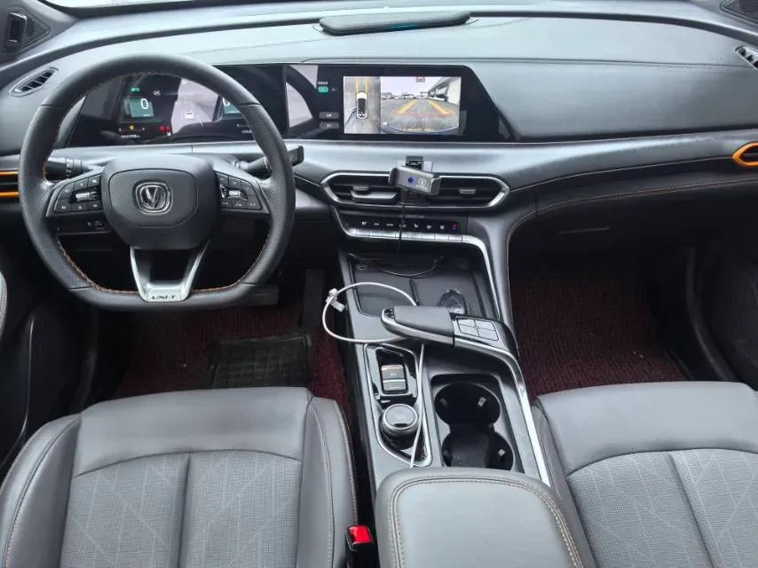 2022 ChangAn UNI-T 1.5T 188HP L4 7DCT,autocango,china used car exporter,china ev exporter,chinese used car exporter,chinese used ev exporter