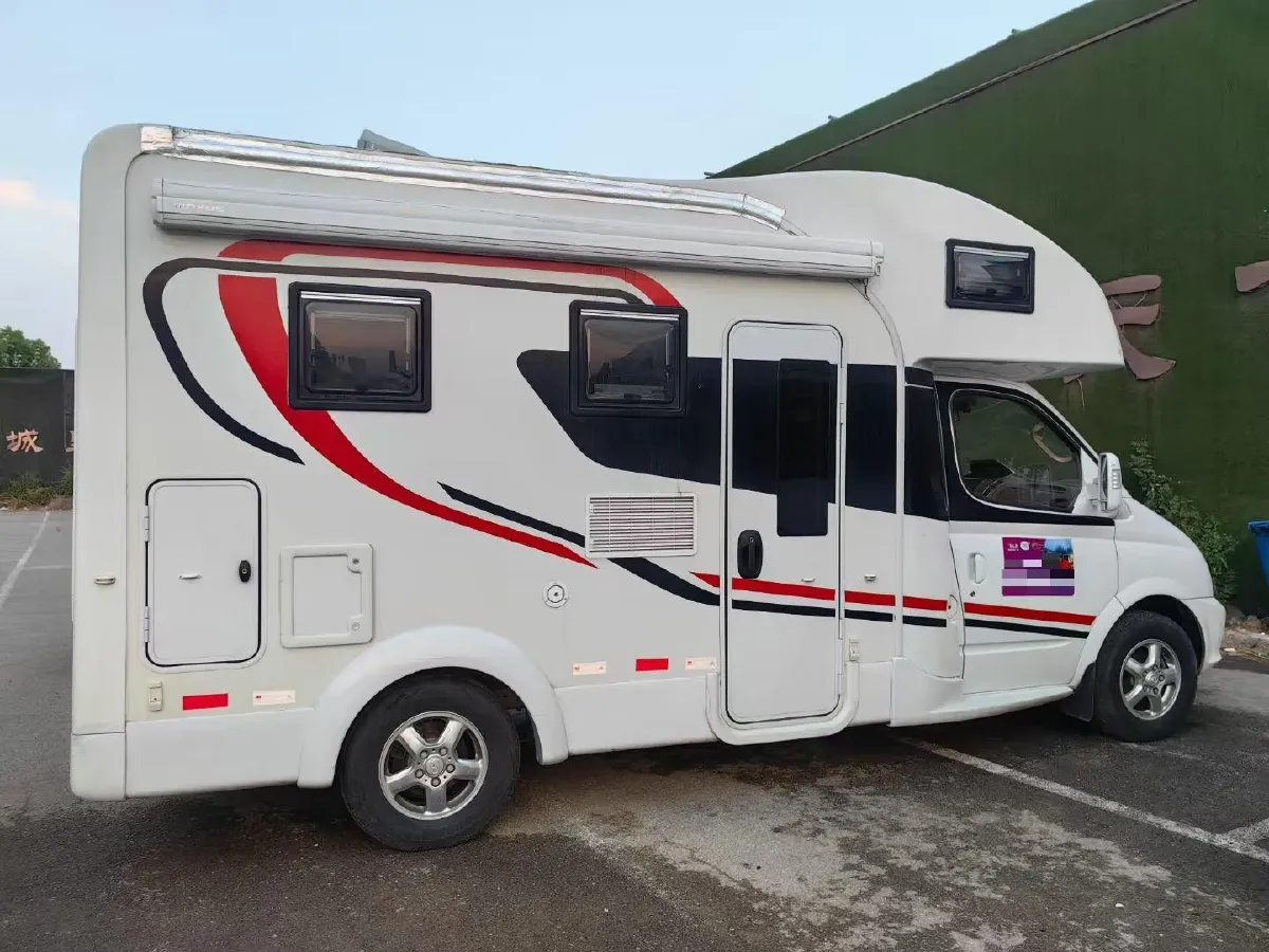 2018 Volkswagen Caravelle 2.0T 204HP L4 7DCT,autocango,china used car exporter,china ev exporter,chinese used car exporter,chinese used ev exporter