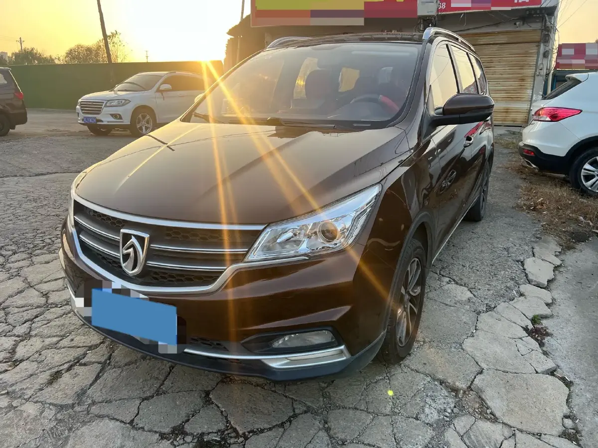2019 BaoJun 730 1.5T 150HP L4 6DCT