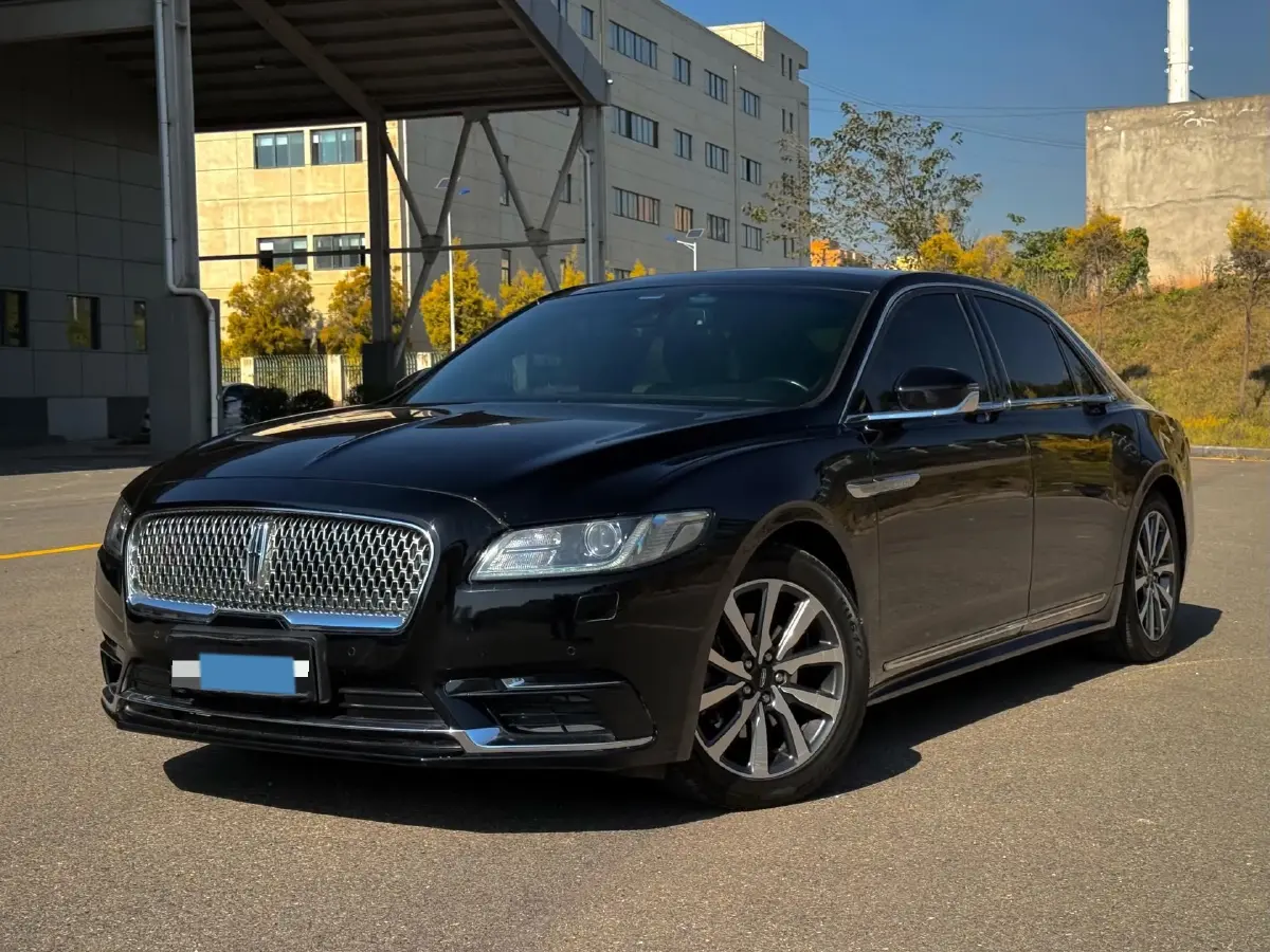 2019 Lincoln Continental 2.0T 261HP L4 6AT