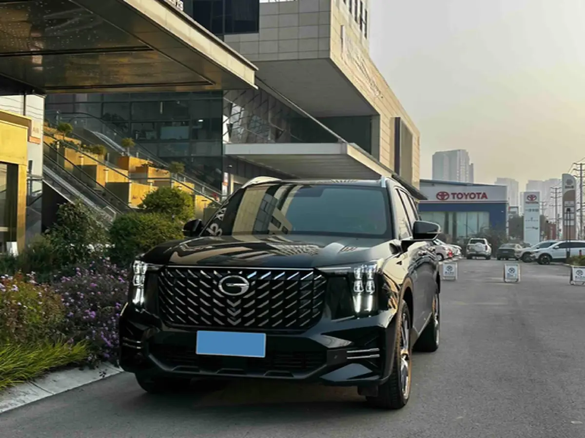 2024 GAC Trumpchi GS8 2.0T 252HP L4 8AT