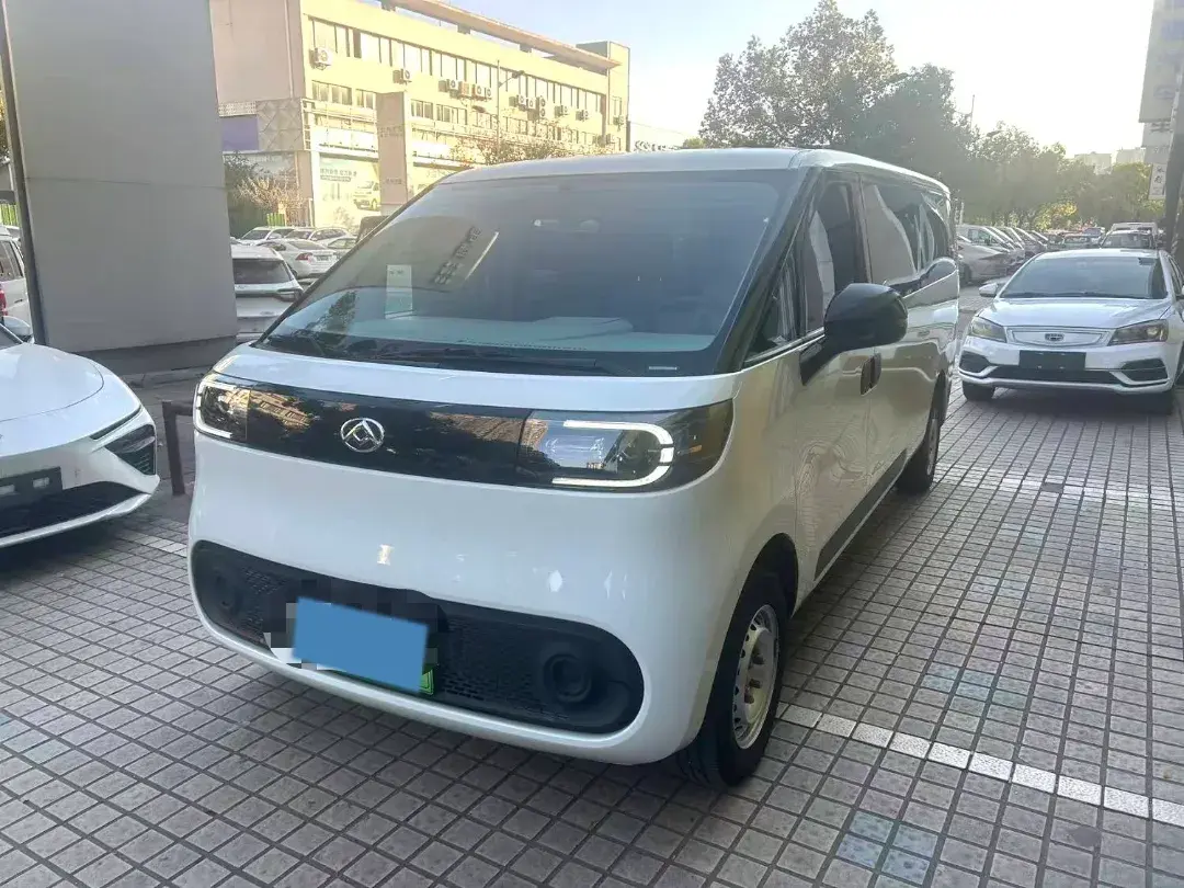 2025 MAXUS XinTu V70 2.0T 150HP L4 9AT