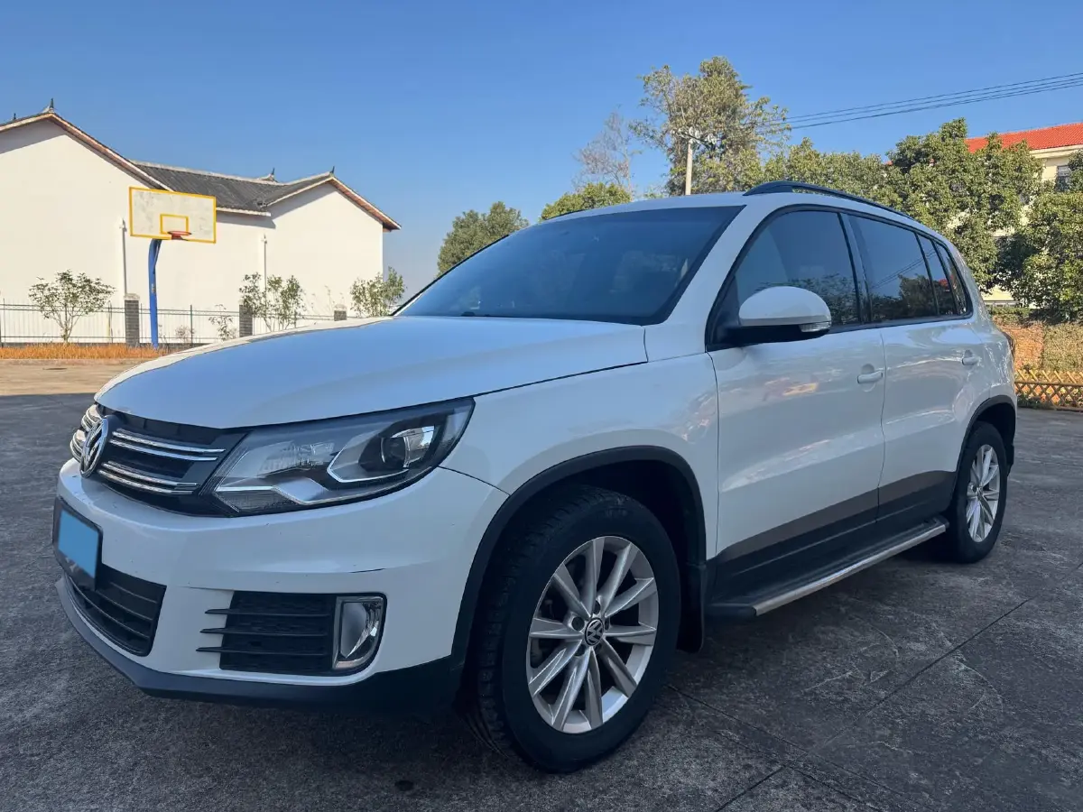 2016 Volkswagen Touran 1.4T 150HP L4 7DCT