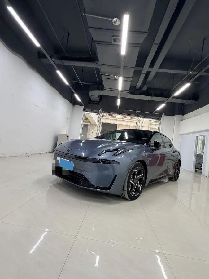 2024 LYNK&CO 01 2.0T 254HP L4 8AT