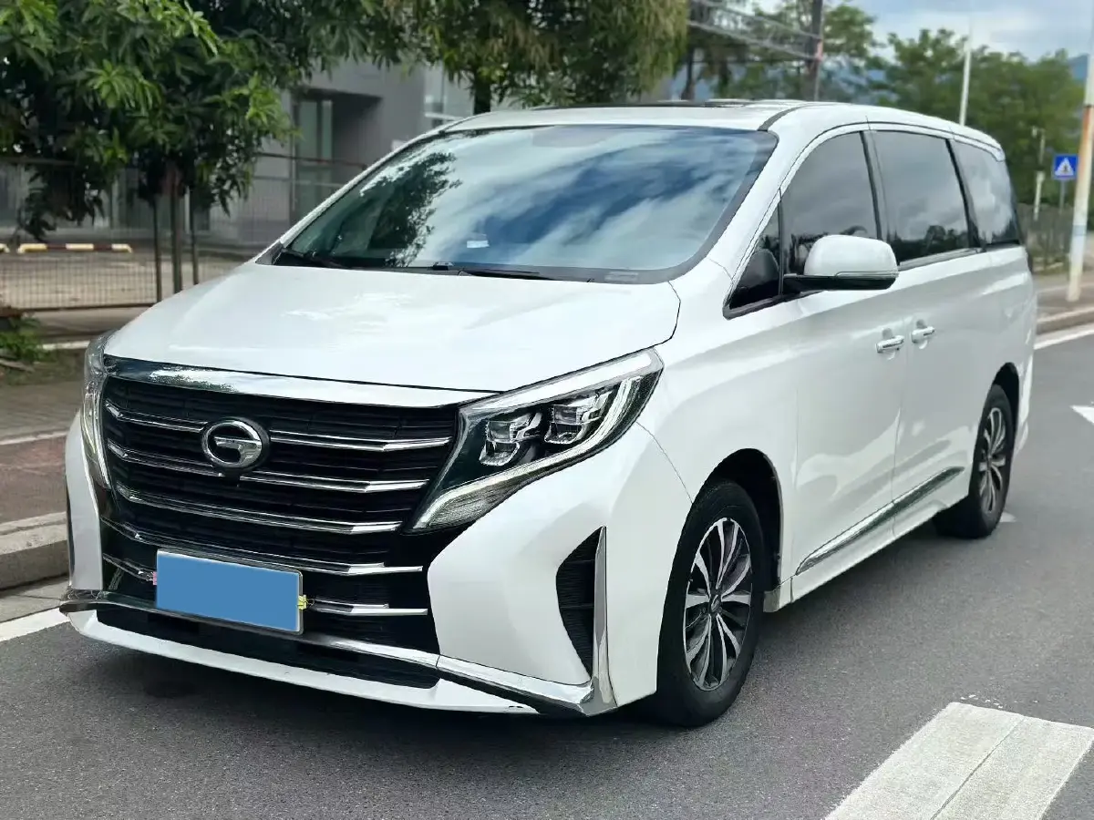 2021 GAC Trumpchi M8 2.0T 252HP L4 8AT