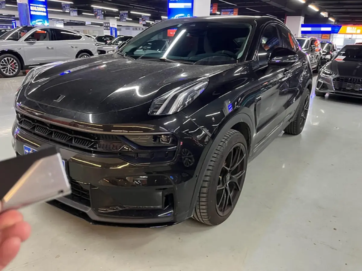 2020 LYNK&CO 05 2.0T 254HP L4 8AT