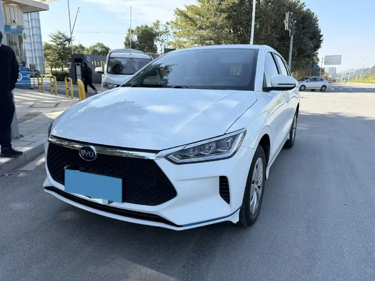 2019 BYD e2 BEV 35.2KWH