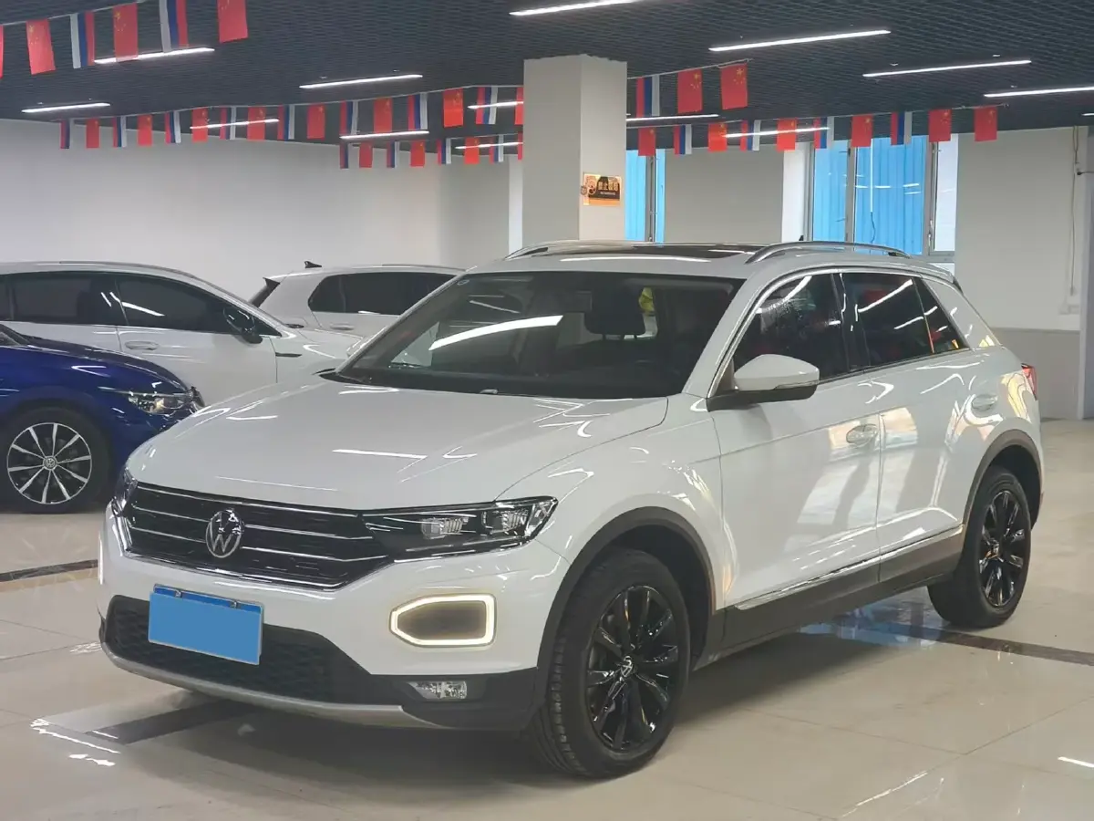 2021 Volkswagen T-Roc 1.4T 150HP L4 7DCT