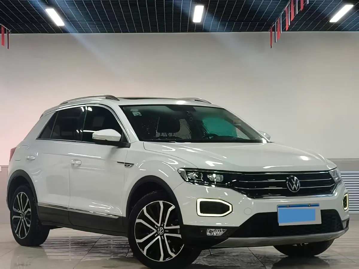 2021 Volkswagen T-Roc 1.4T 150HP L4 7DCT,autocango,china used car exporter,china ev exporter,chinese used car exporter,chinese used ev exporter