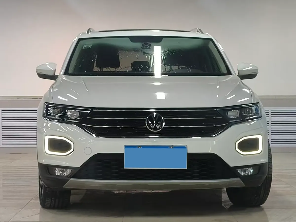 2021 Volkswagen T-Roc 1.4T 150HP L4 7DCT,autocango,china used car exporter,china ev exporter,chinese used car exporter,chinese used ev exporter