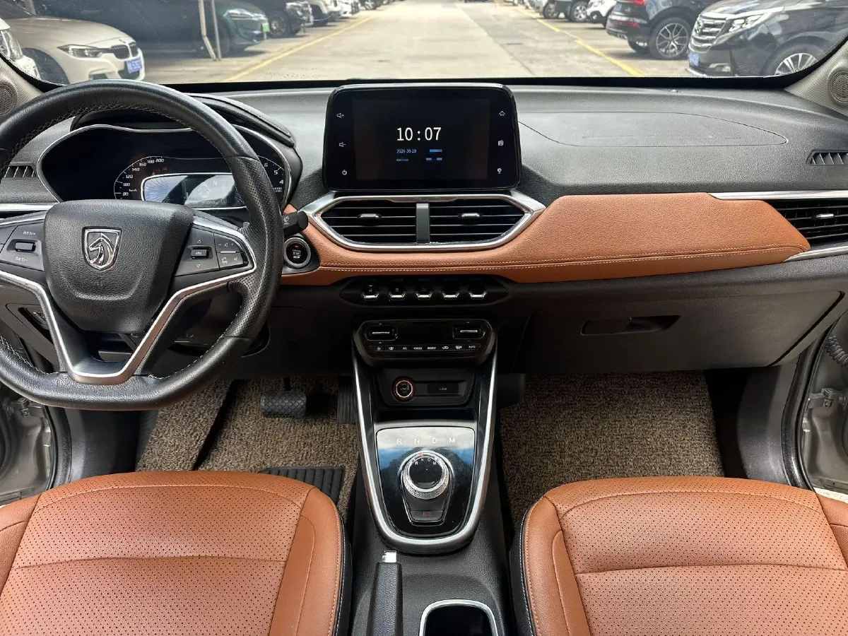 2018 KaiYi E3 1.6L 110HP L4 5MT,autocango,china used car exporter,china ev exporter,chinese used car exporter,chinese used ev exporter