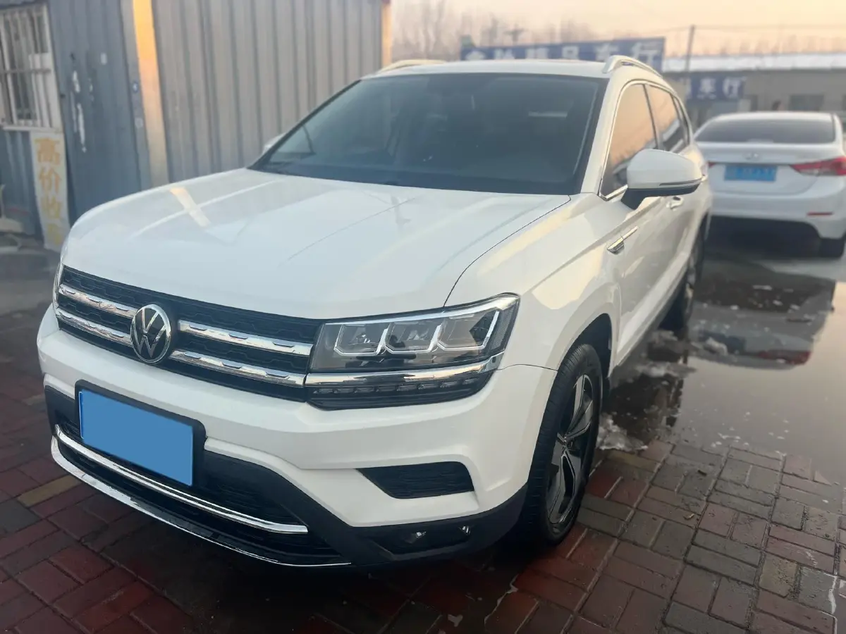 2021 Volkswagen Tharu 1.4T 150HP L4 7DCT