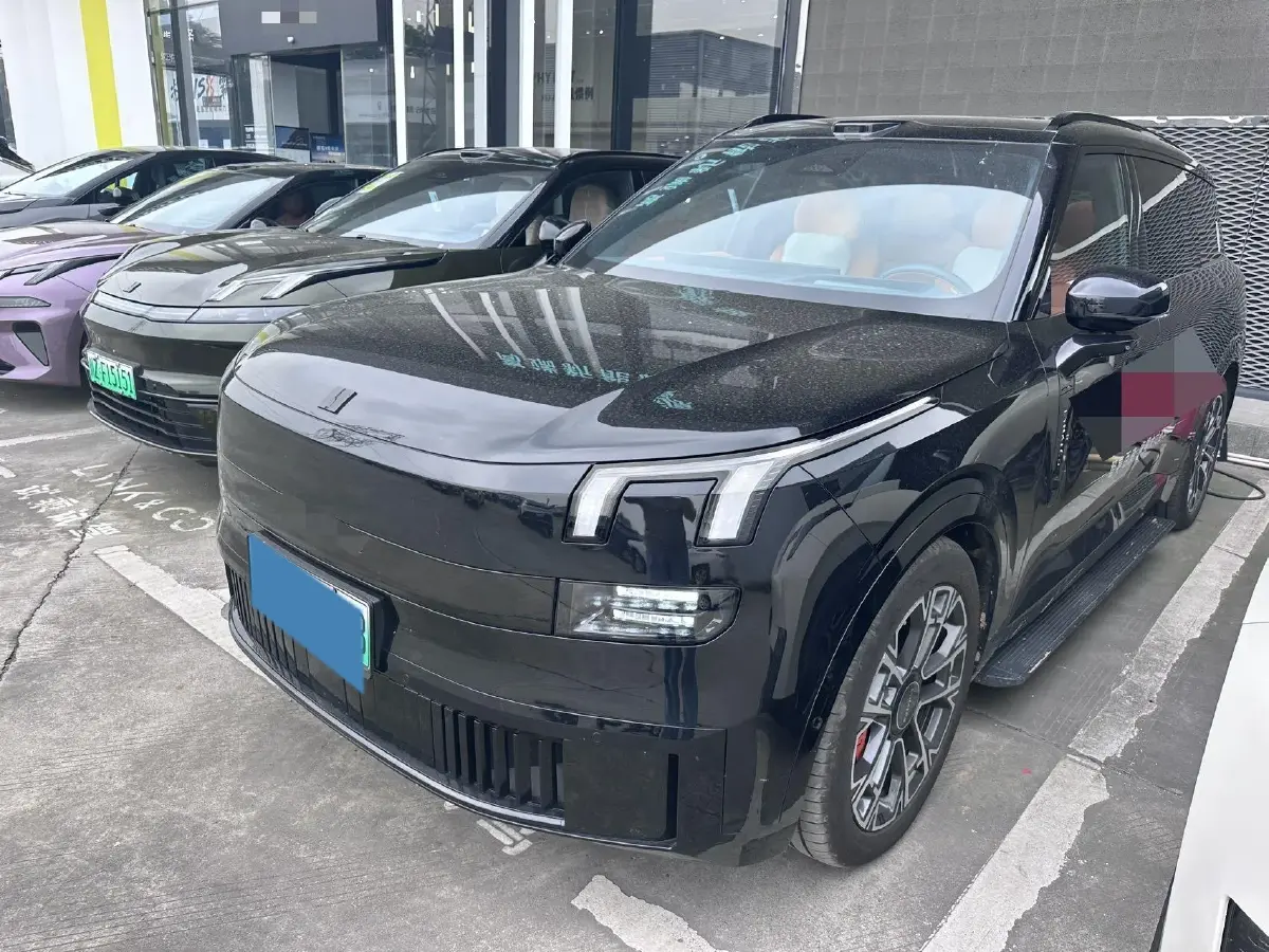 2025 LYNK&CO 900 1.5T 190HP L4 3DHT PHEV 43.3KWH