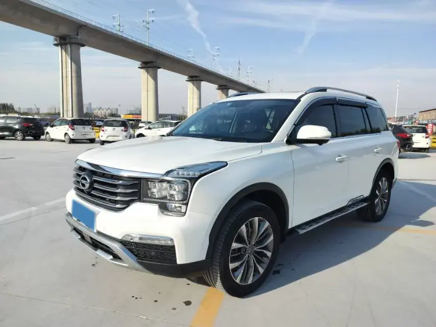 2017 GAC Trumpchi GS8 2.0T 201HP L4 6AT