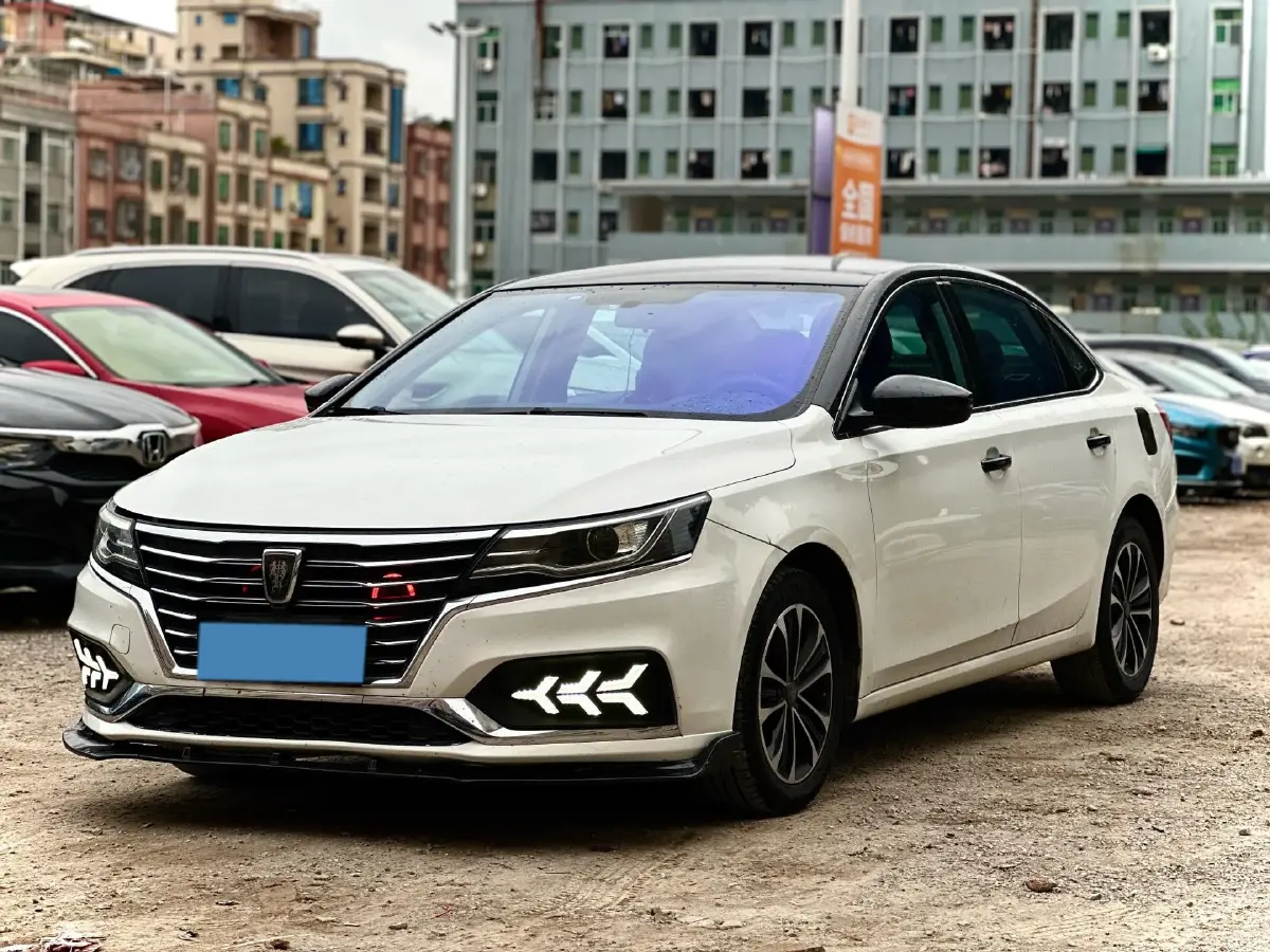 2020 Roewe i6 1.6L 125HP L4 CVT