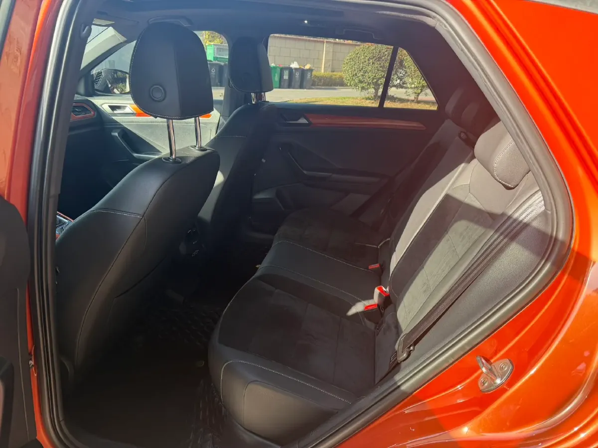 2018 Ford Kuga 1.5T 181HP L4 6AT,autocango,china used car exporter,china ev exporter,chinese used car exporter,chinese used ev exporter