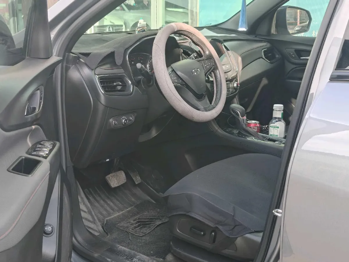 2021 Chevrolet Equinox 2.0T 237HP L4 9AT,autocango,china used car exporter,china ev exporter,chinese used car exporter,chinese used ev exporter