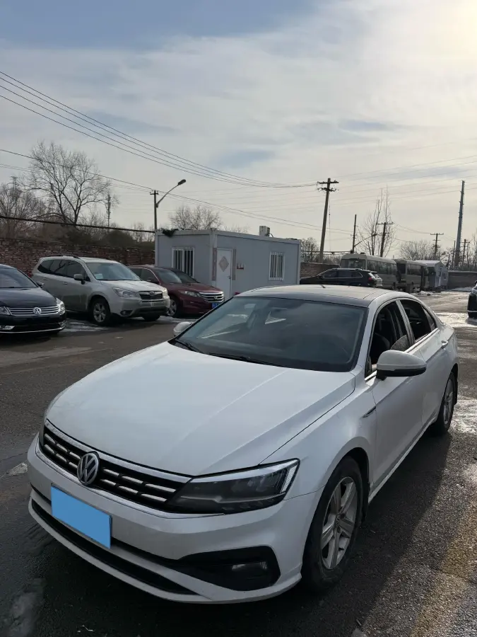 2019 Volkswagen T-Cross 1.4T 150HP L4 7DCT