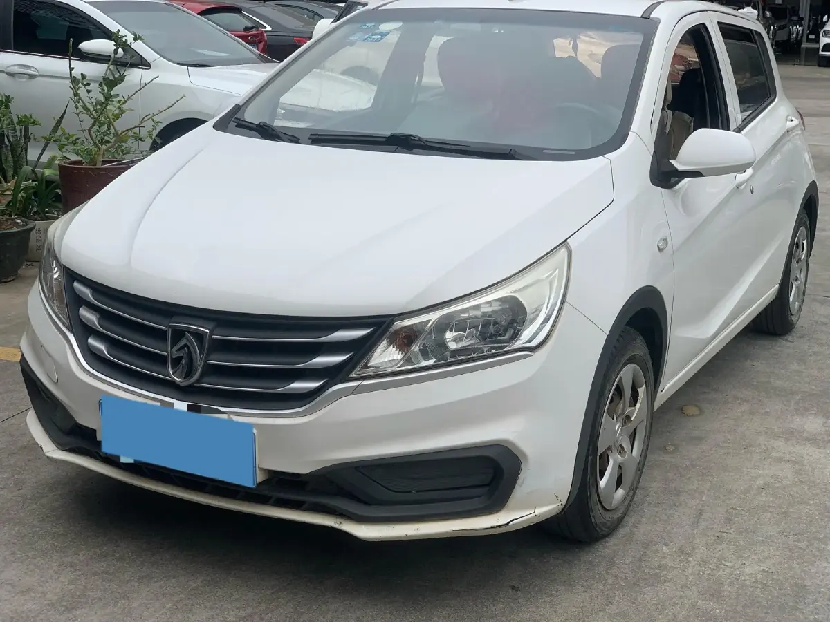 2016 BaoJun 310 1.2L 82HP L4 5MT