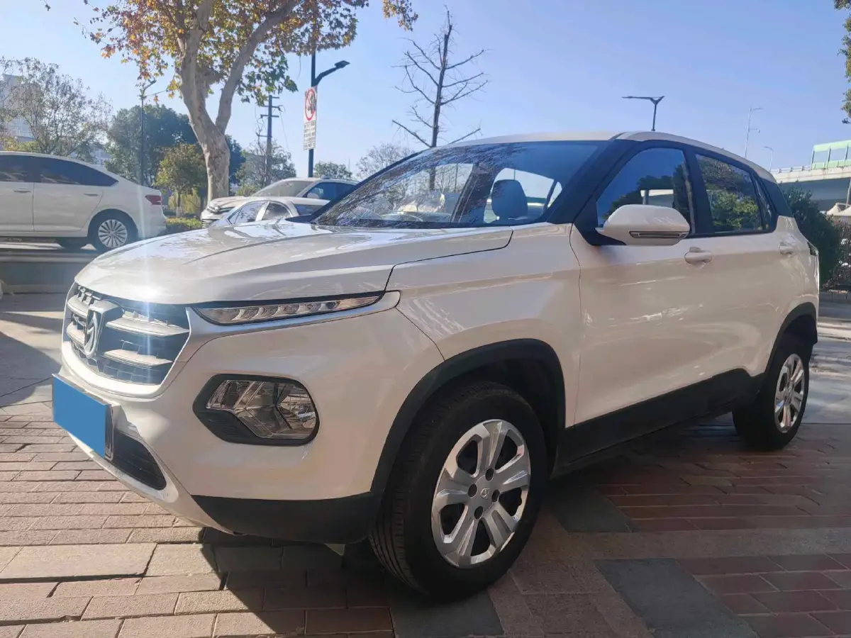 2019 BaoJun 730 1.5L 105HP L4 6MT
