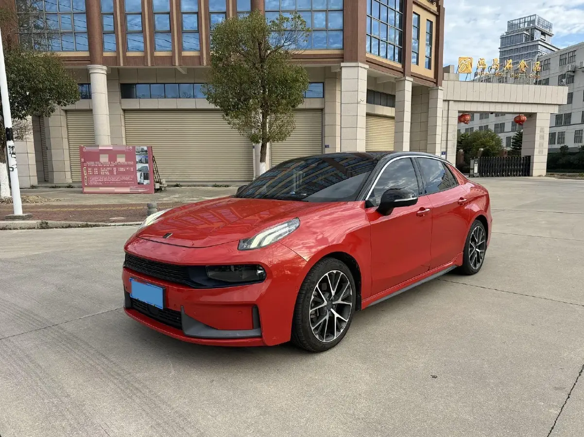 2019 LYNK&CO 01 2.0T 190HP L4 6AT