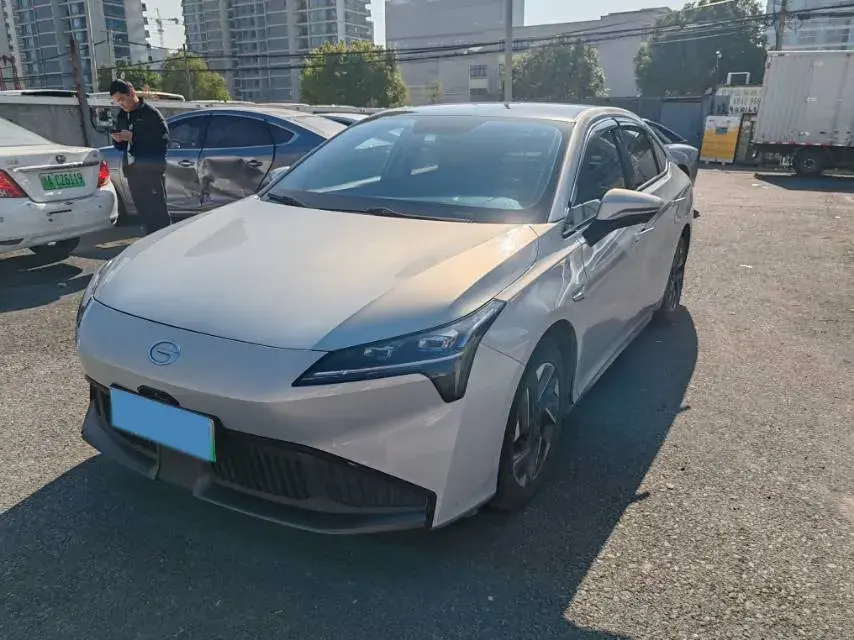 2022 ChangAn Oshan Z6 1.5T 170HP L4 6TCT PHEV 28.4KWH