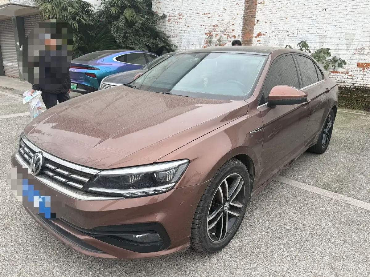 2019 Volkswagen T-Cross 1.4T 150HP L4 7DCT