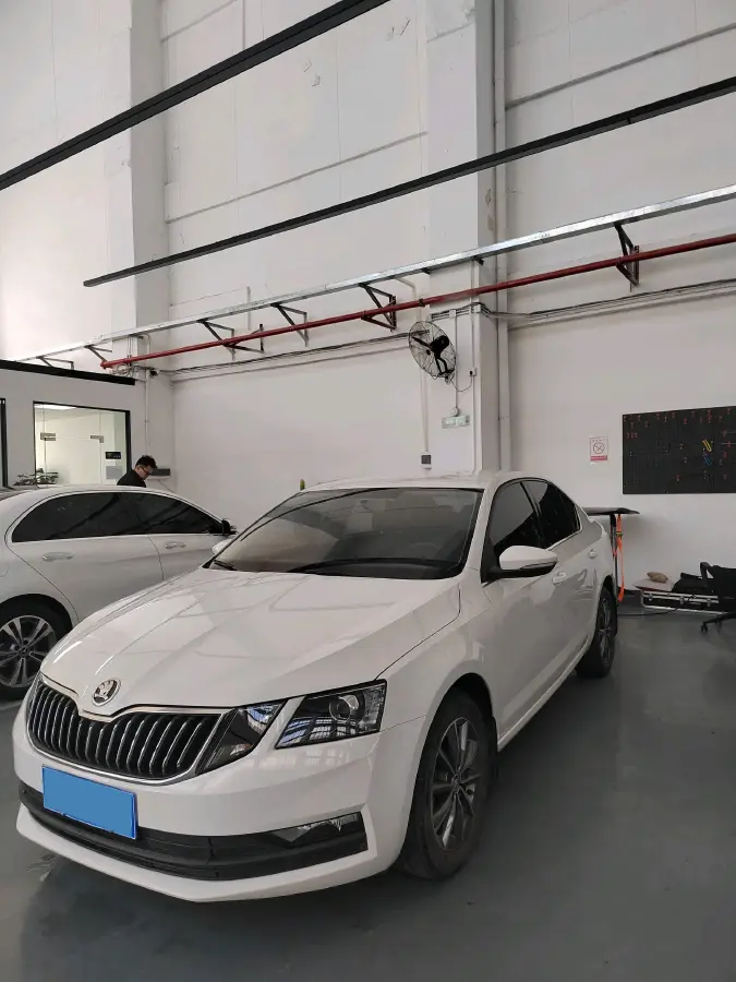 2022 Skoda Octavia 1.5L 113HP L4 6AT