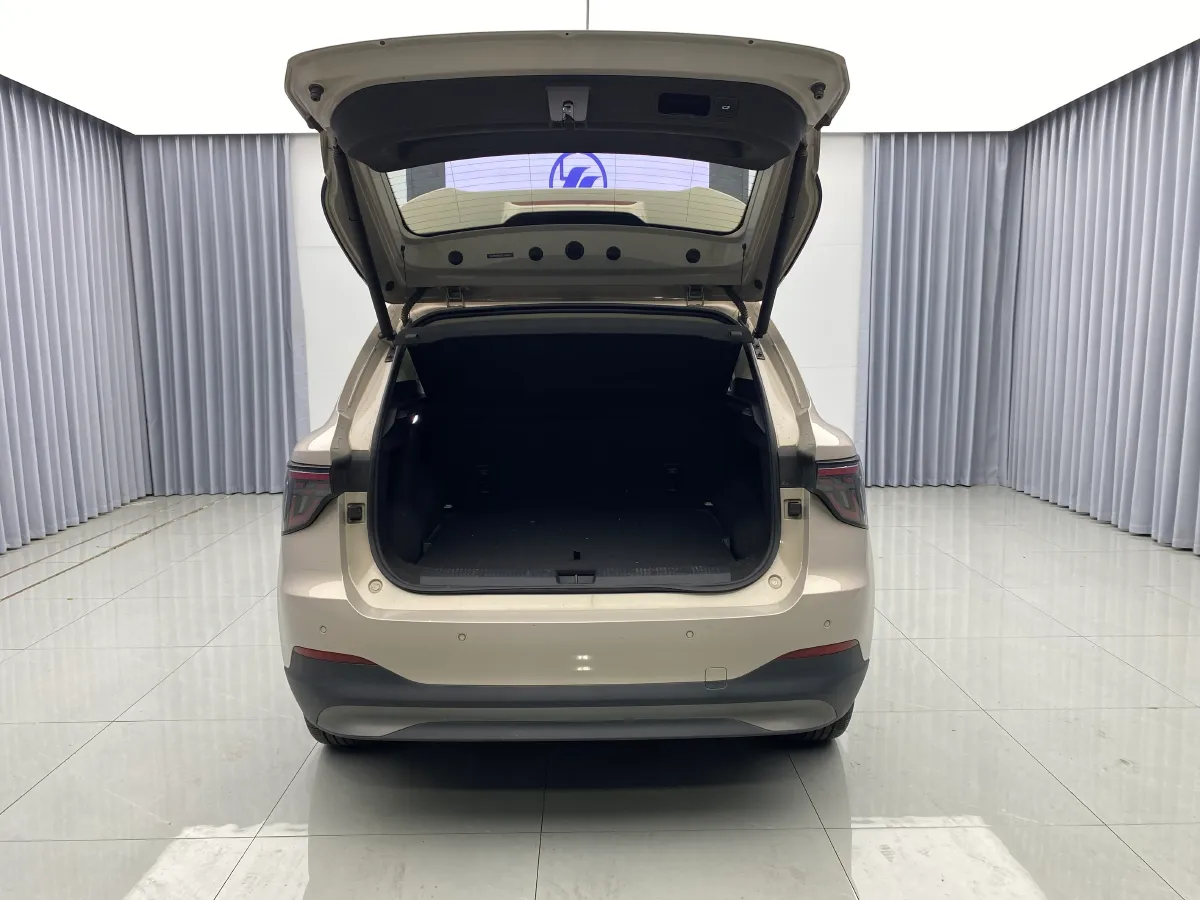 2025 MG MG ES5 BEV 62.2KWH,autocango,china used car exporter,china ev exporter,chinese used car exporter,chinese used ev exporter