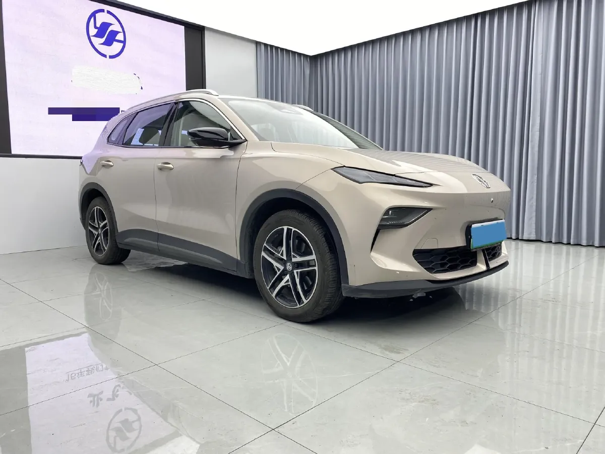 2025 MG MG ES5 BEV 62.2KWH,autocango,china used car exporter,china ev exporter,chinese used car exporter,chinese used ev exporter