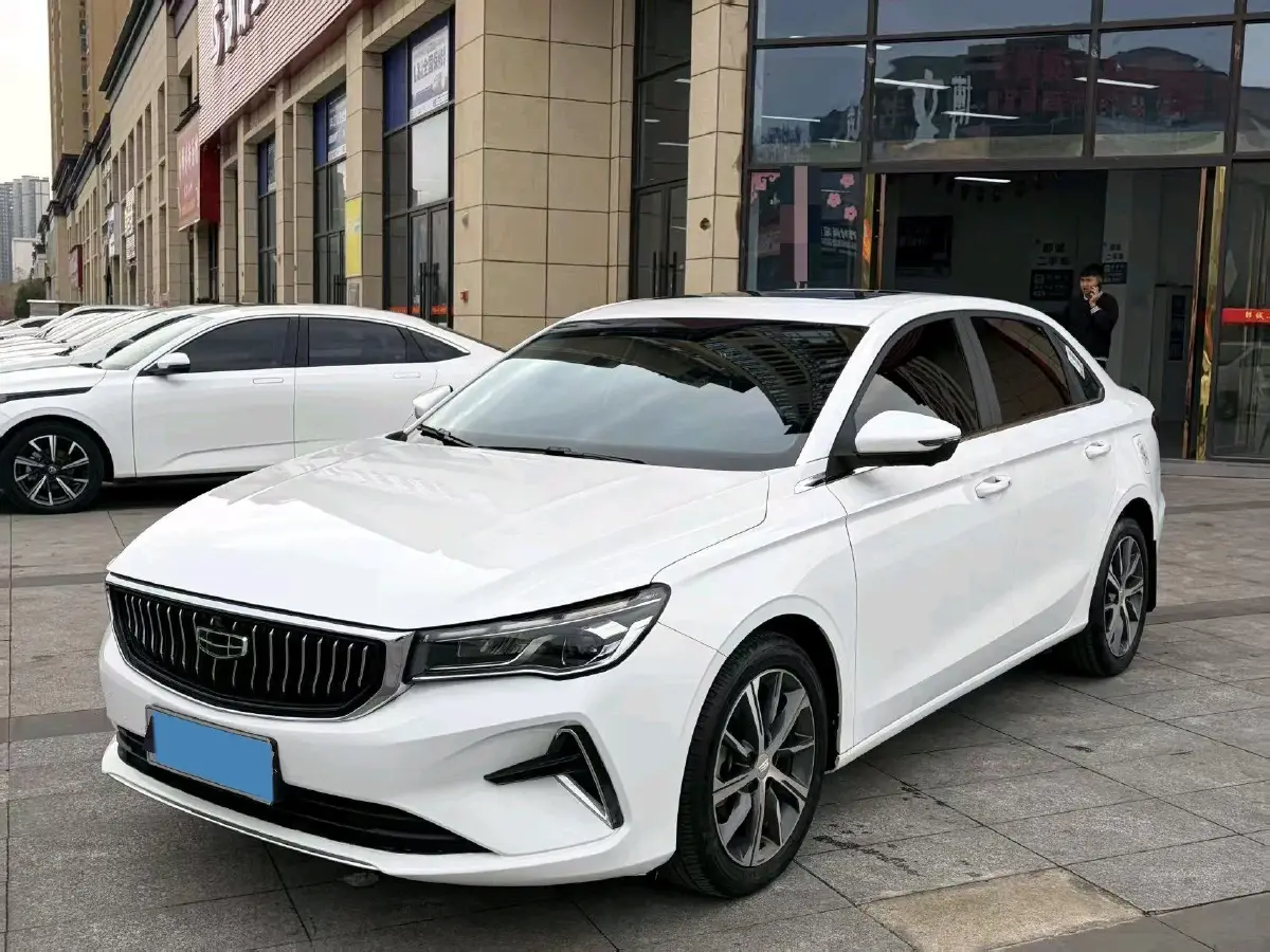 2025 Geely Emgrand 1.5L 127HP L4 CVT