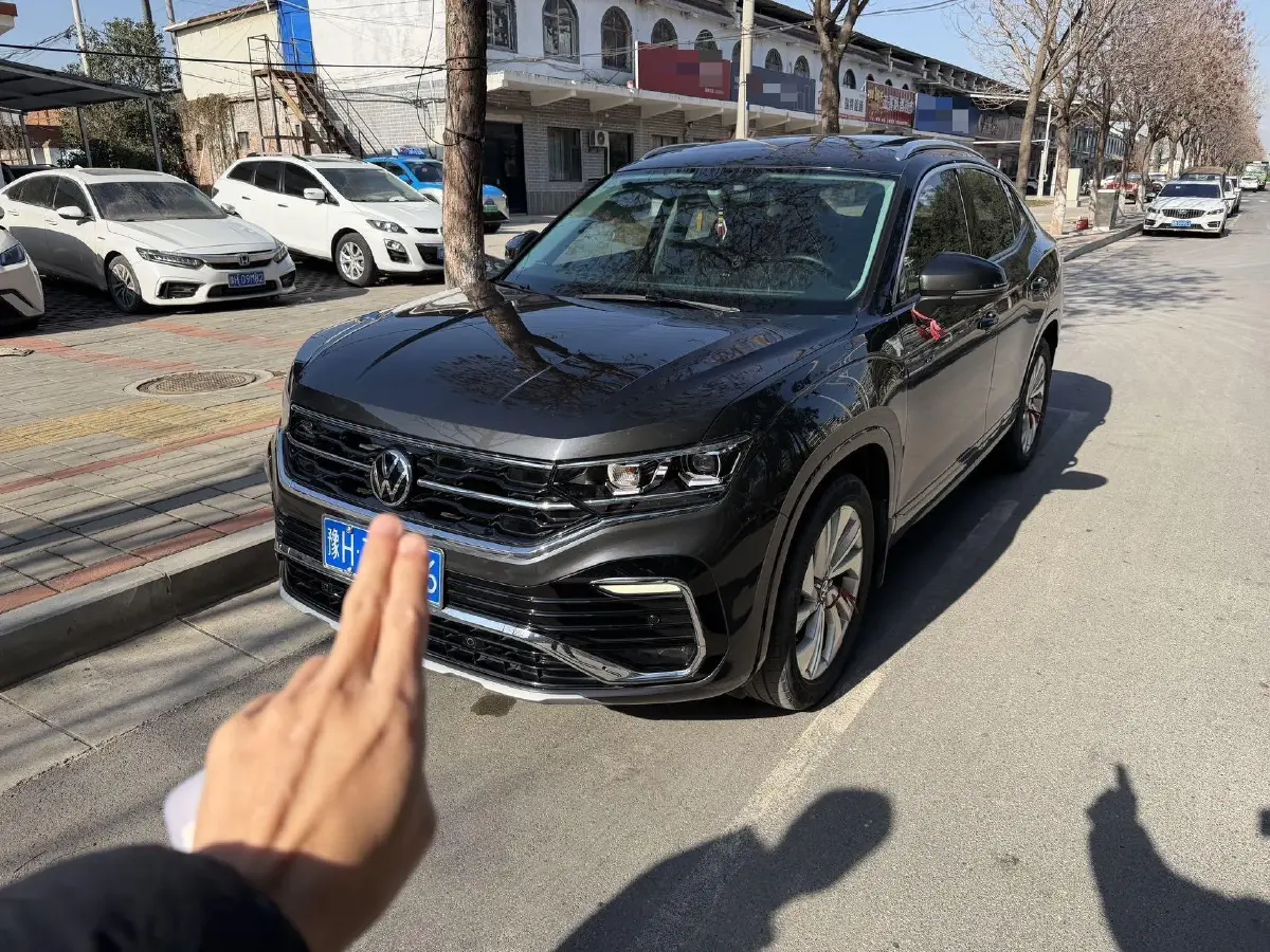 2020 Volkswagen Tayron X 2.0T 186HP L4 7DCT