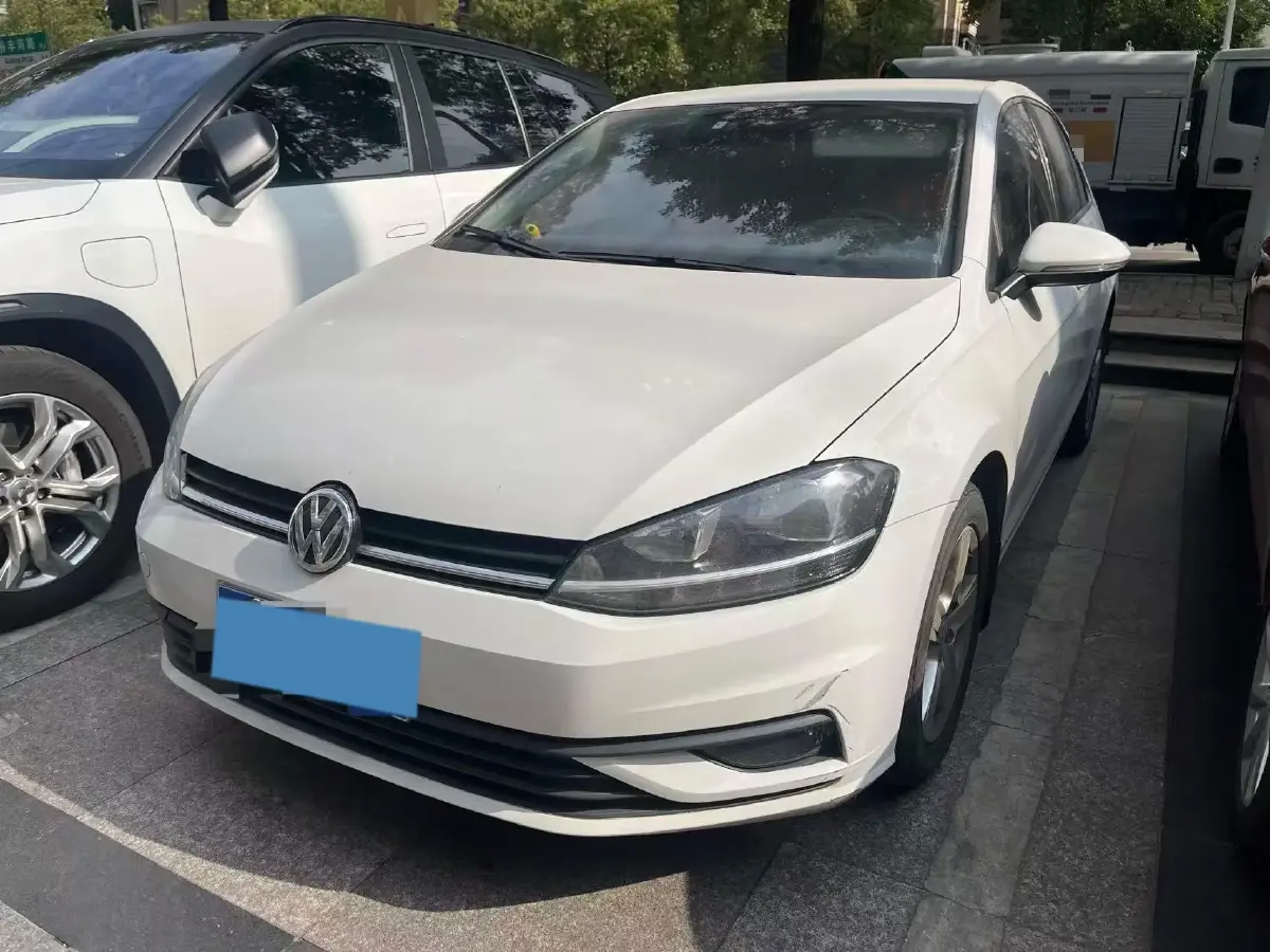 2018 Volkswagen Golf 1.6L 110HP L4 6AT