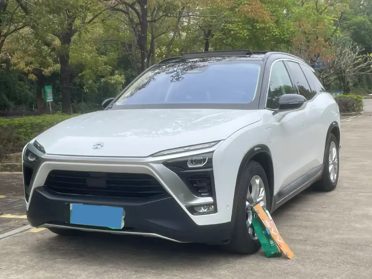 2018 NIO ES8 BEV 70KWH