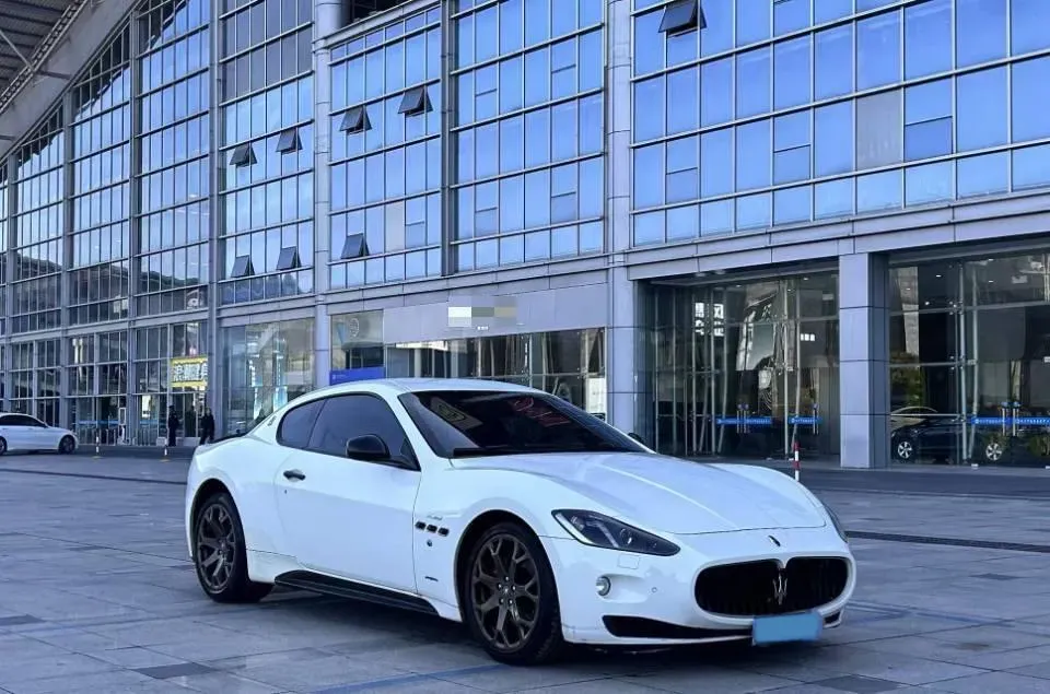 2007 Maserati GranTurismo 4.2L 405HP V8 6AT,autocango,china used car exporter,china ev exporter,chinese used car exporter,chinese used ev exporter