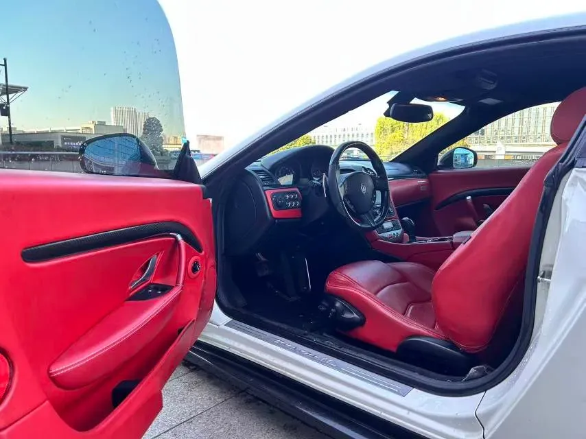 2007 Maserati GranTurismo 4.2L 405HP V8 6AT,autocango,china used car exporter,china ev exporter,chinese used car exporter,chinese used ev exporter