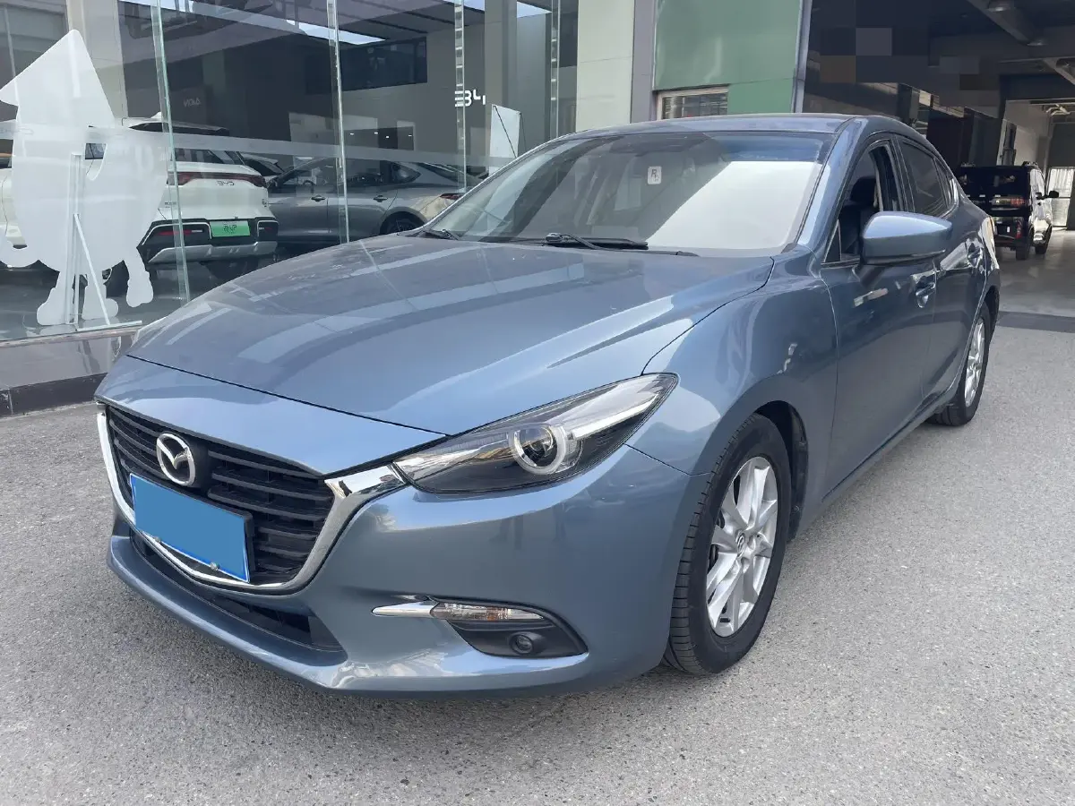 2017 Mazda 3 Axela 1.5L 117HP L4 6AT