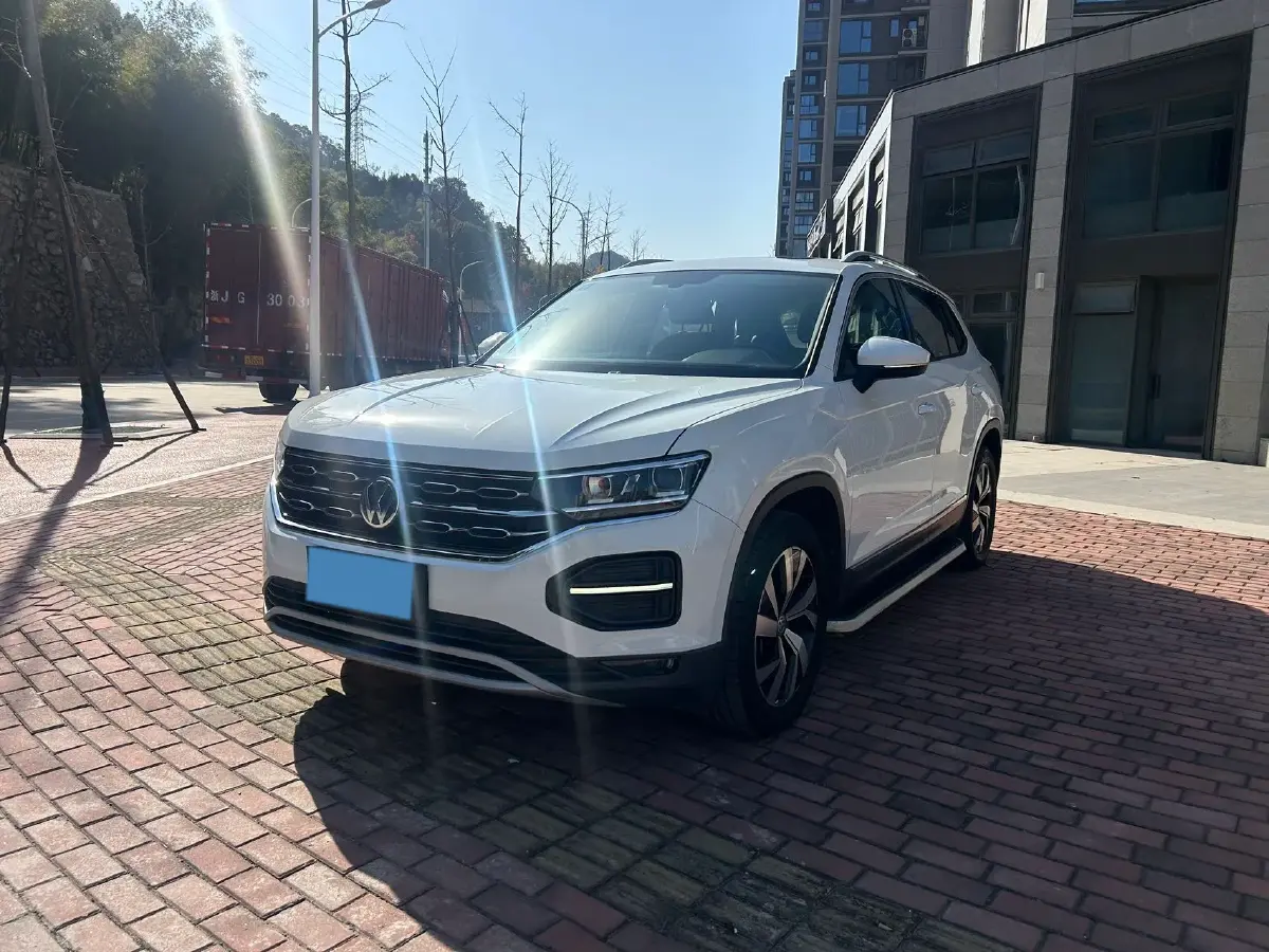 2020 Volkswagen Tayron 2.0T 186HP L4 7DCT