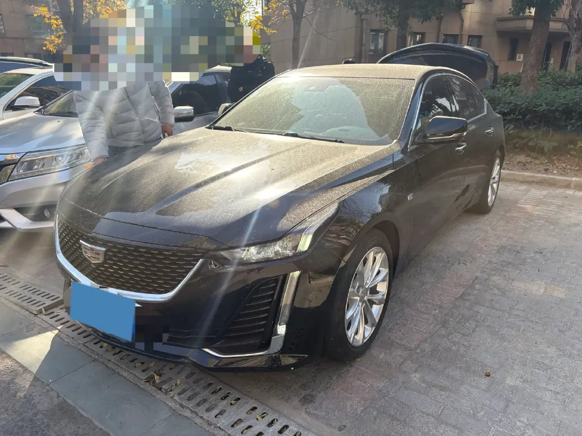 2022 Cadillac CT5 2.0T 237HP L4 10AT
