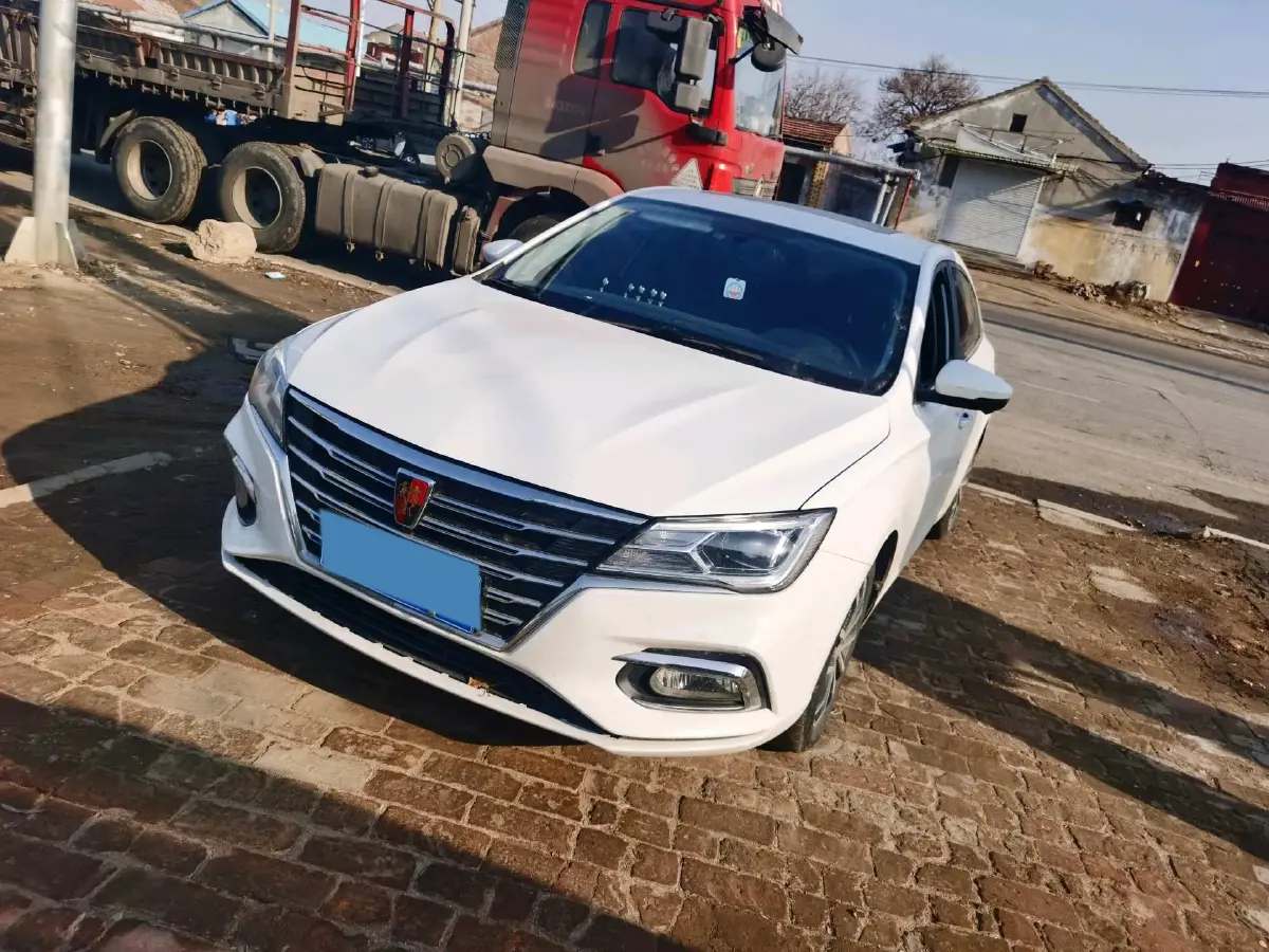 2020 Roewe i5 1.5L 120HP L4 CVT