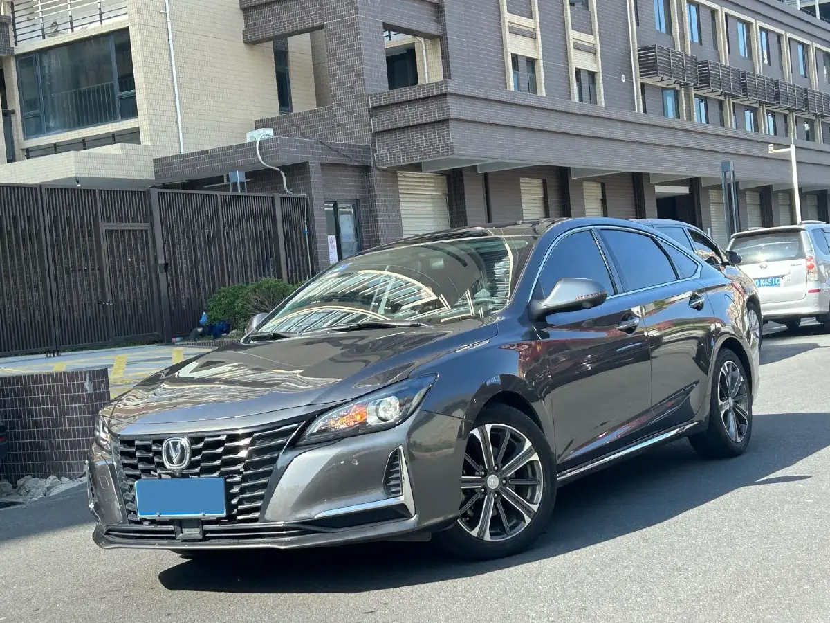 2022 ChangAn Raeton CC 1.5T 188HP L4 7DCT