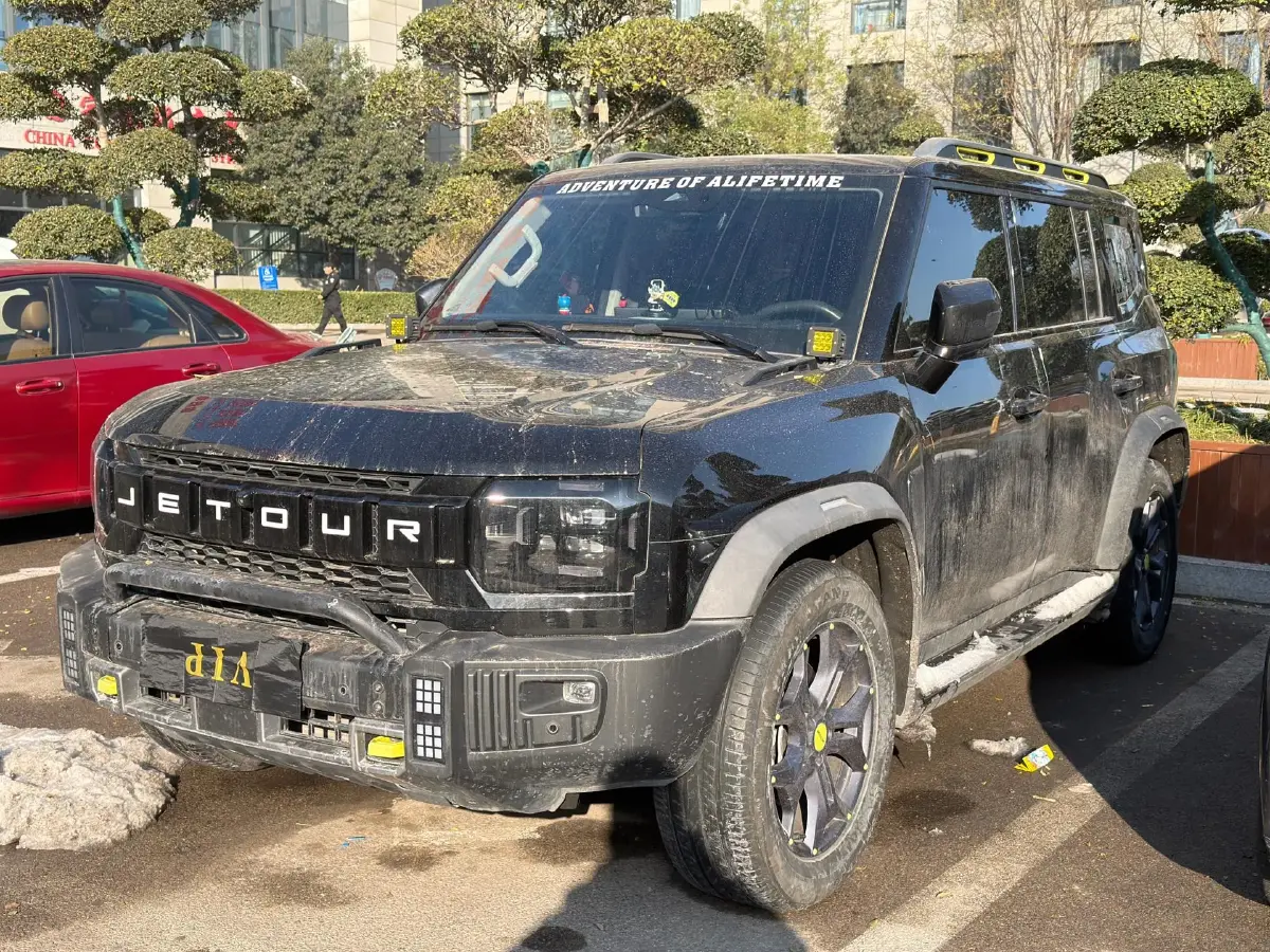 2023 Jetour Traveller 2.0T 254HP L4 7DCT