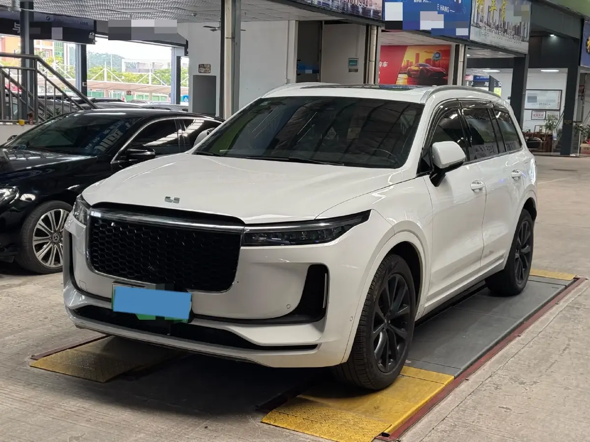 2020 Li ONE Range Extended 131HP REEV 40.5KWH