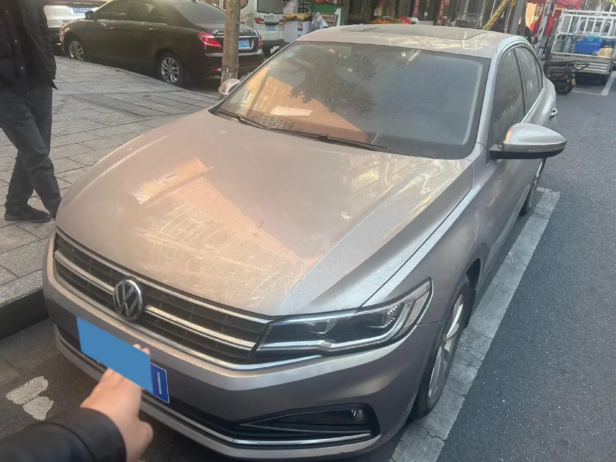 2020 Volkswagen Bora 1.5L 113HP L4 6AT