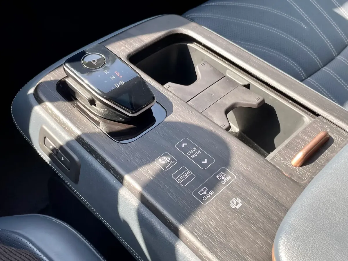 2022 Nissan Ariya BEV 90KWH,autocango,china used car exporter,china ev exporter,chinese used car exporter,chinese used ev exporter