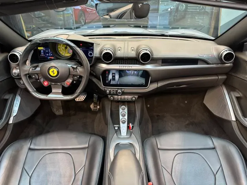 2021 Ferrari Portofino 3.9T 620HP V8 8DCT,autocango,china used car exporter,china ev exporter,chinese used car exporter,chinese used ev exporter