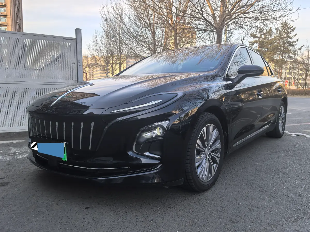 2022 HongQi E-QM5 BEV 54KWH